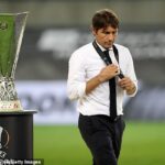 CONTE-INTER: PAROLE DI ADDIO
