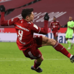 LEWANDOWSKI CONTESO TRA CITY E BARCELLONA
